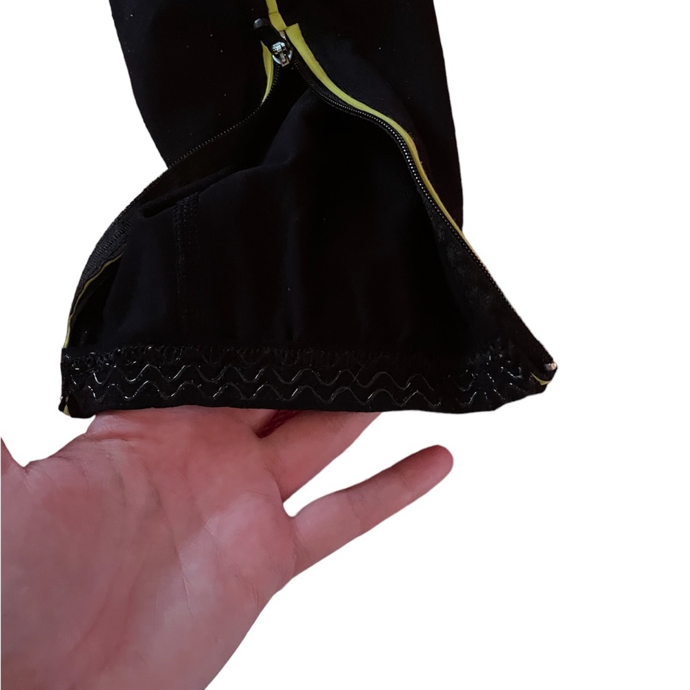 better bodies black and yellow leggings - Picture 5 of 5